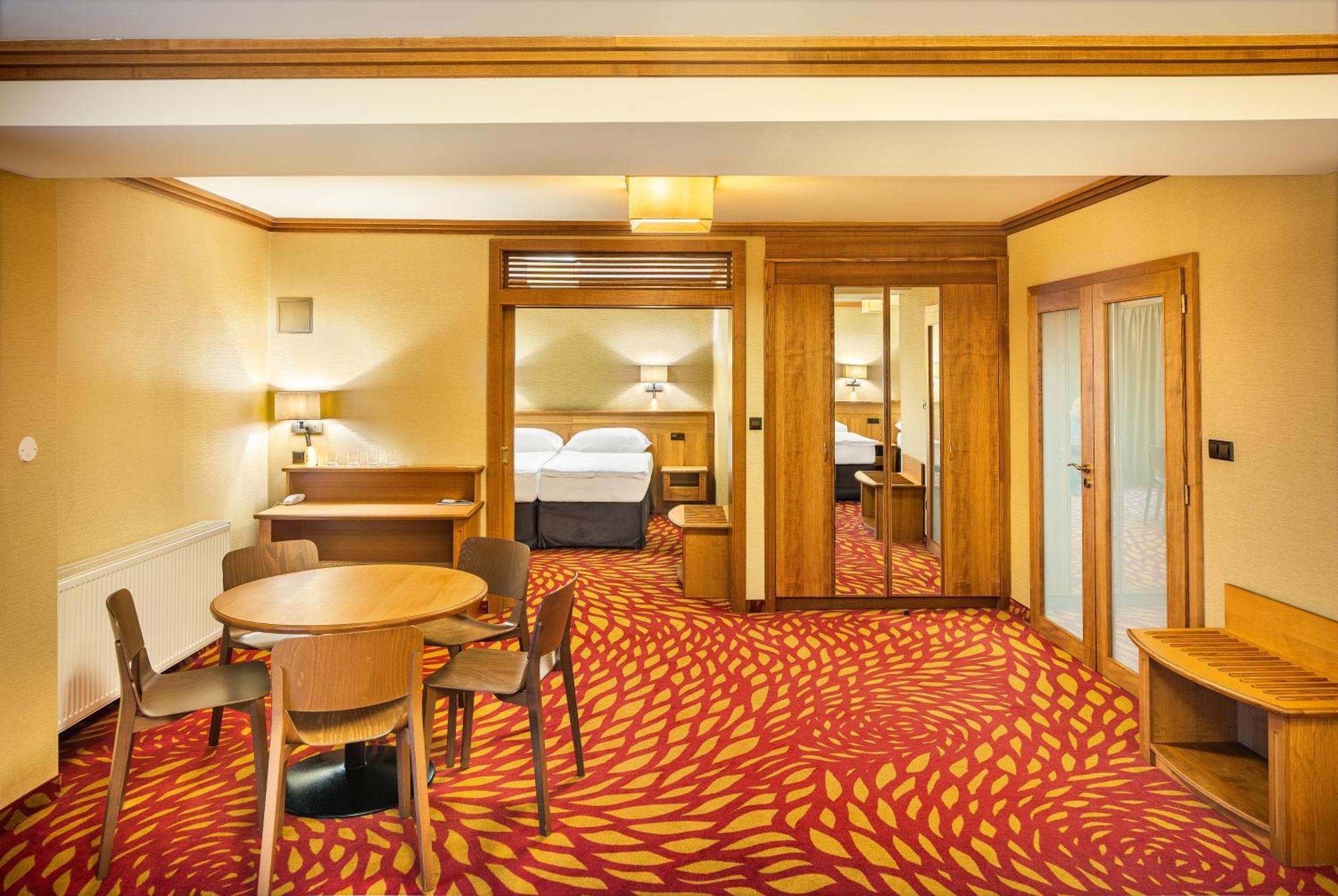 Harmony Hotel Špindlerŭv Mlýn Dış mekan fotoğraf